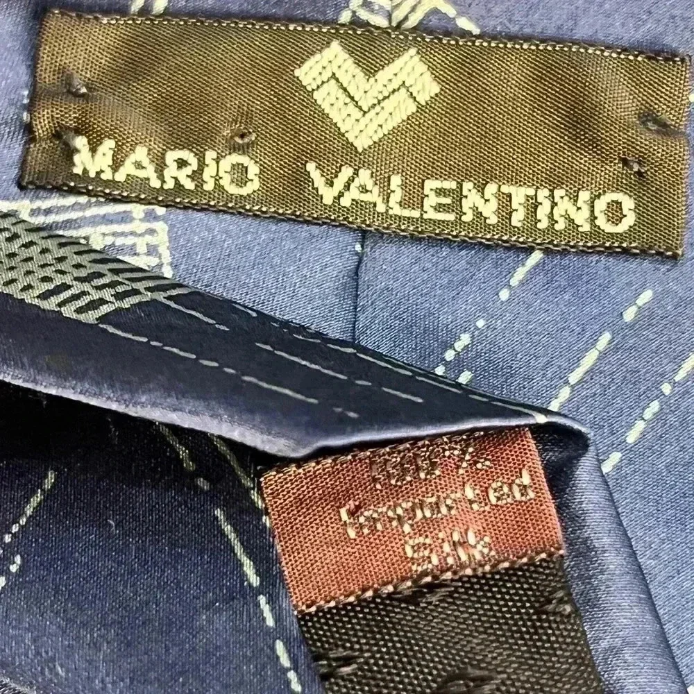 Mario Valentino 100% Imported Silk Tie Abstract
